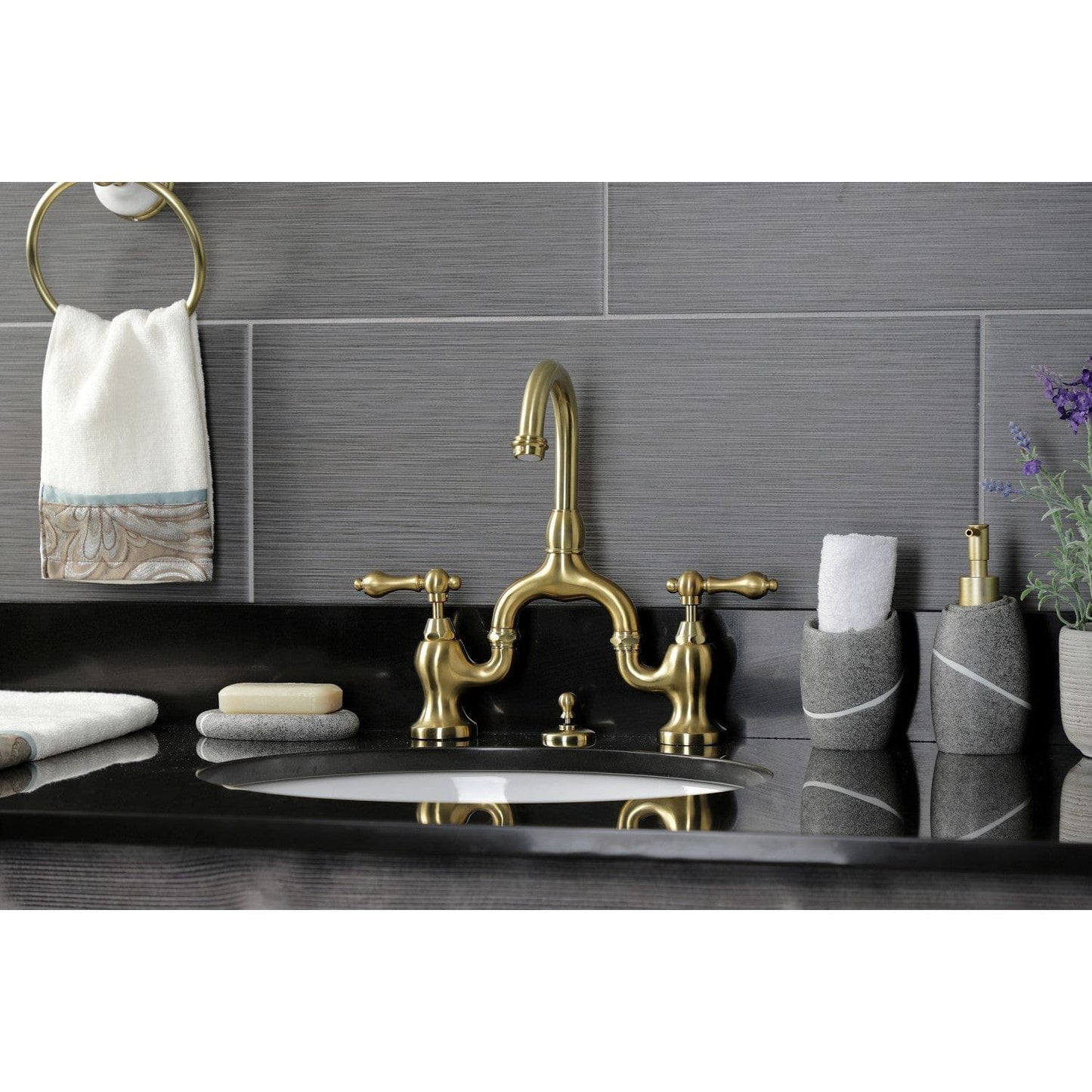 Kingston Brass Kingston Brass English Country Bridge Bathroom Faucet with Brass Pop-Up, Brushed Brass KS7997AL