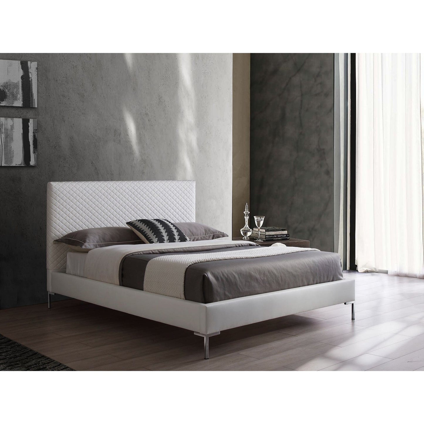 Whiteline Modern Living Whiteline Liz Full Bed White BF1689P-WHT